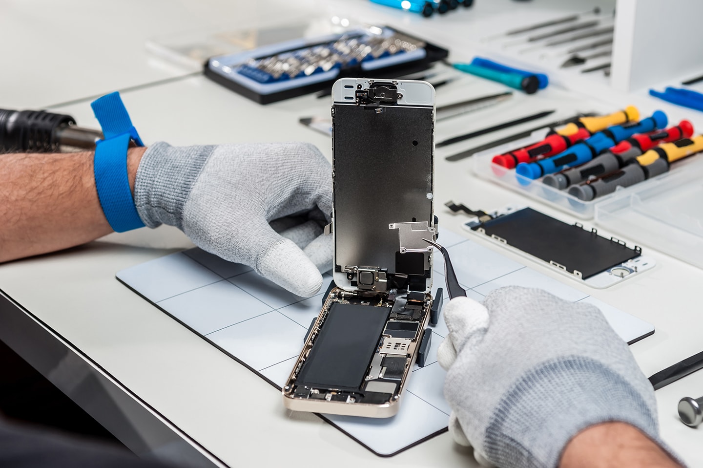 Apple Repair